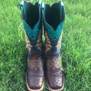 Amberlyn Luccchese western boots. Size 9!
